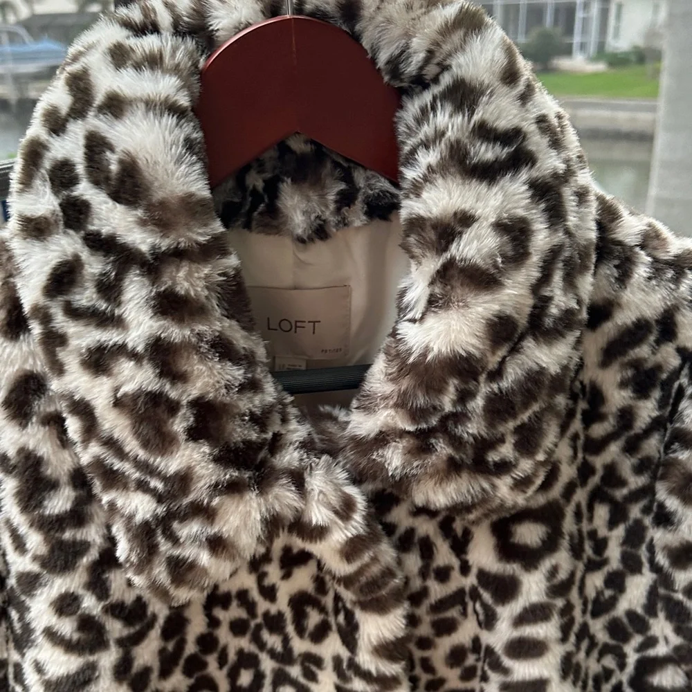 Leopard Print Faux Fur Coat from The Loft - Picture 2 of 5